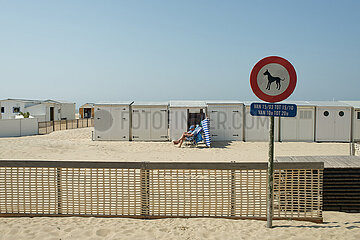 De Haan  Belgien  BE - Nordsee-Strand