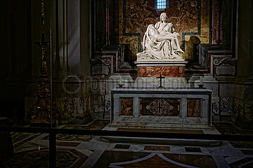 Rom  Latium  Italien  ITA - Vatikanstadt  Petersdom