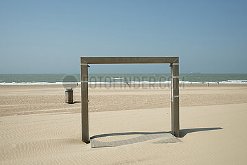 De Haan  Belgien  BE - Nordsee-Strand