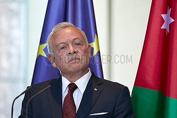 Berlin  Deutschland - Koenig Abdullah II. Ibn Al-Hussein bei einer Pressekonferenz im Kanzleramt.