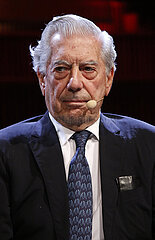 Mario Vargas Llosa - Lesung des Romans Die Enthuellung