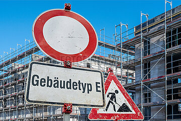Symbolische Schilder Gebaeudetyp E