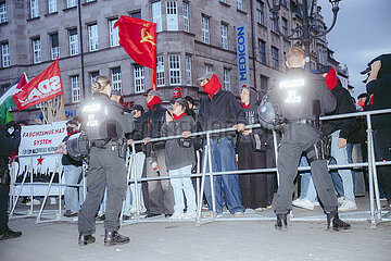 Proteste gegen die Demo des Team Menschrechte in Nürnberg