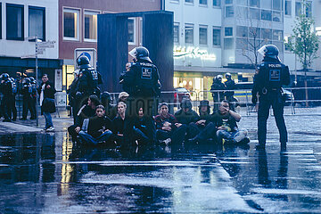 Proteste gegen die Demo des Team Menschrechte in Nürnberg