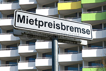Symbolisches Schild Mietpreisdeckel