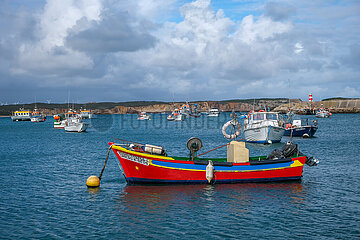Fischerboote  Fischereihafen  Sagres  Algarve  Portugal