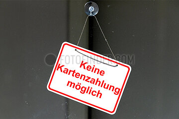 Symbolisches Fensterschild Keine Kartenzahlung moeglich