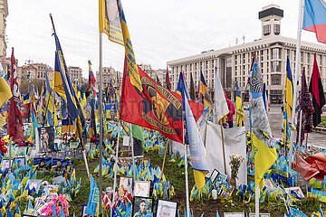 Gedenkort auf dem Maidan für die toten Soldaten des Krieges
