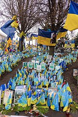 Gedenkort auf dem Maidan für die toten Soldaten des Krieges