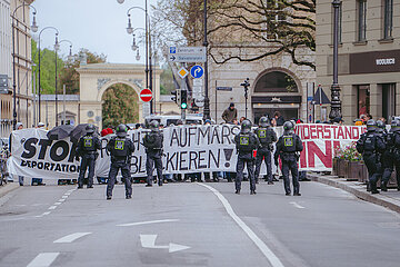 Proteste gegen den Aufmarsch von Gemeinsam für Deutschland in München