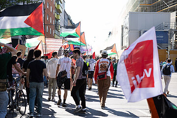 Revolutionäre 1. Mai Demo in München