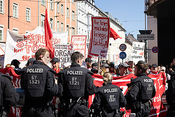 Revolutionäre 1. Mai Demo in München