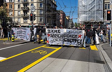 Die unbewilligte sogenannte Nachdemo der linksautonomen Szene in Zürich