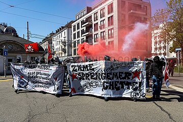 Die unbewilligte sogenannte Nachdemo der linksautonomen Szene in Zürich