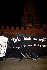 Feministische Take Back The Night Demo in Berlin