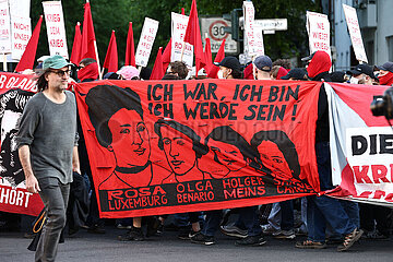 Revolutionäre 1. Mai Demonstration in Berlin