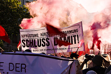 Revolutionäre 1. Mai Demonstration in Berlin