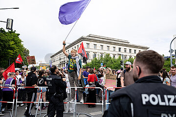 Pro-Choice Demo gegen den Marsch fürs Leben in München