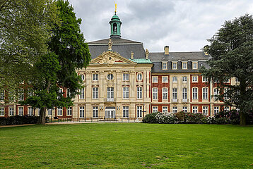 Universitaet Muenster  Schloss Muenster  Nordrhein-Westfalen  Deutschland
